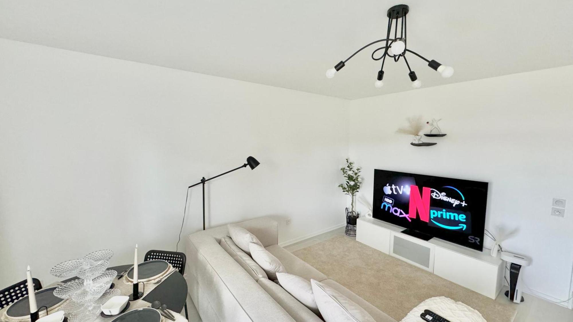 Chic Et Cosy Appartement Epure - T3 Courcouronnes エクステリア 写真